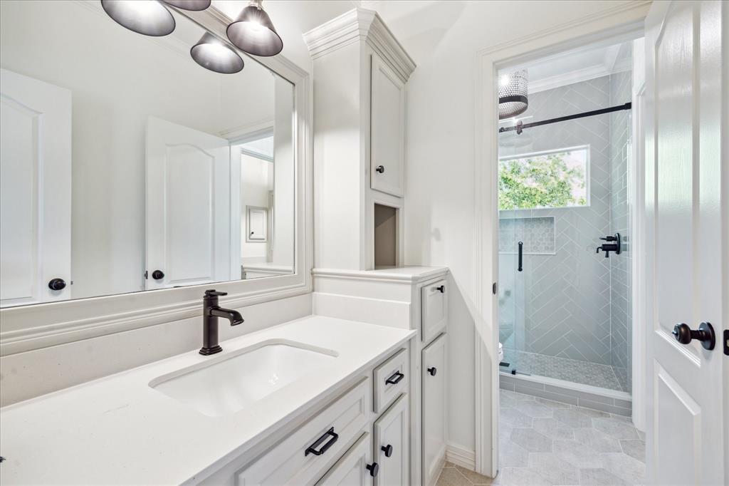 63 Wind Ridge Circle, The Woodlands, Texas image 32