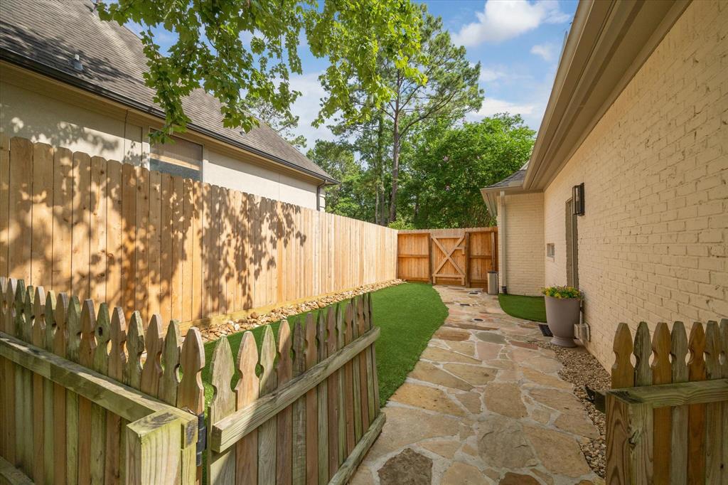 63 Wind Ridge Circle, The Woodlands, Texas image 37