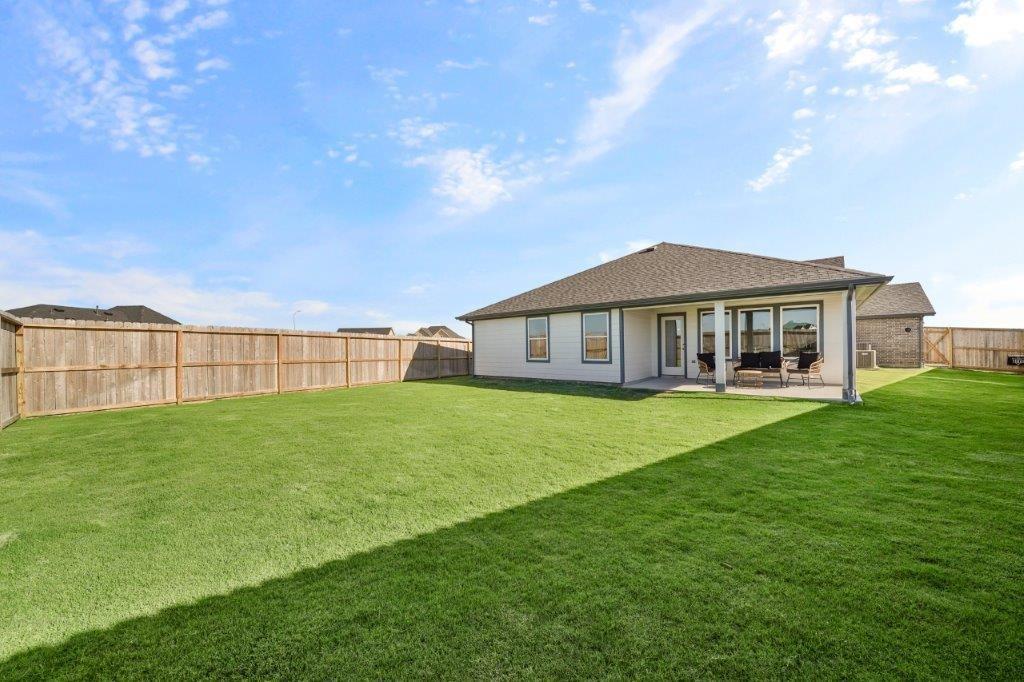 4008 Silver Falls Lane, League City, Texas image 23