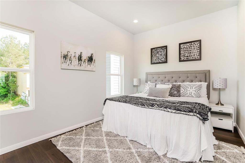 4939 Dalhart Drive, Spring, Texas image 9
