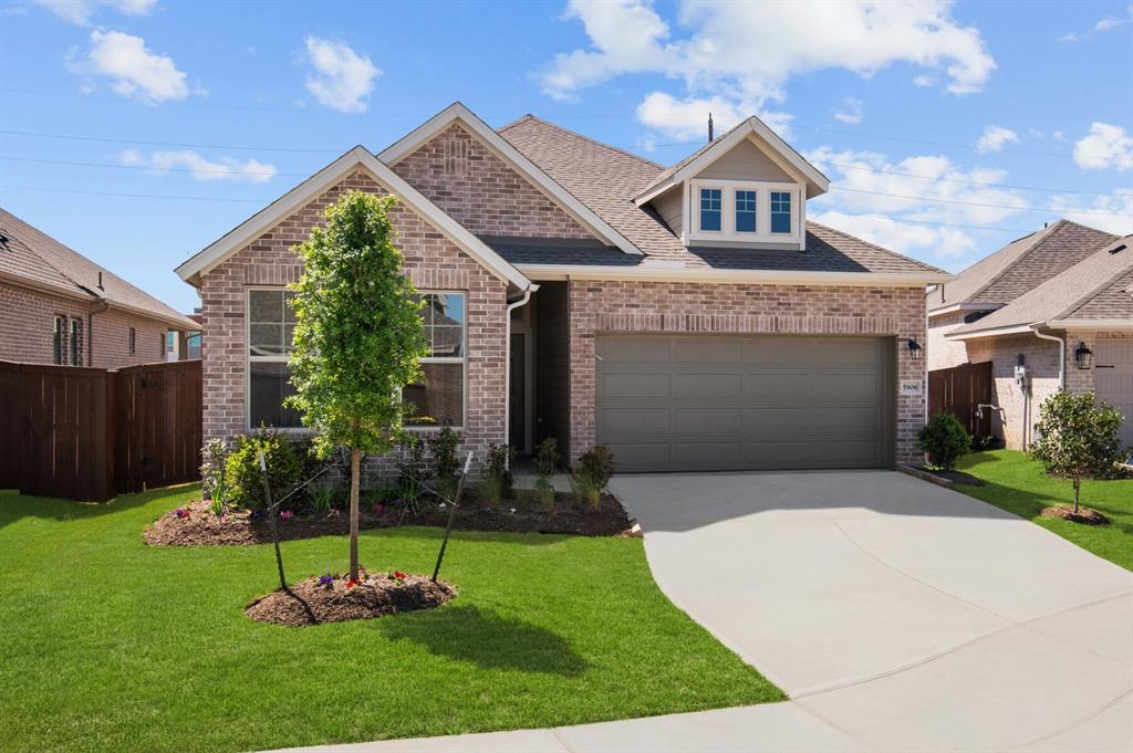 5906 Cottontail Lane