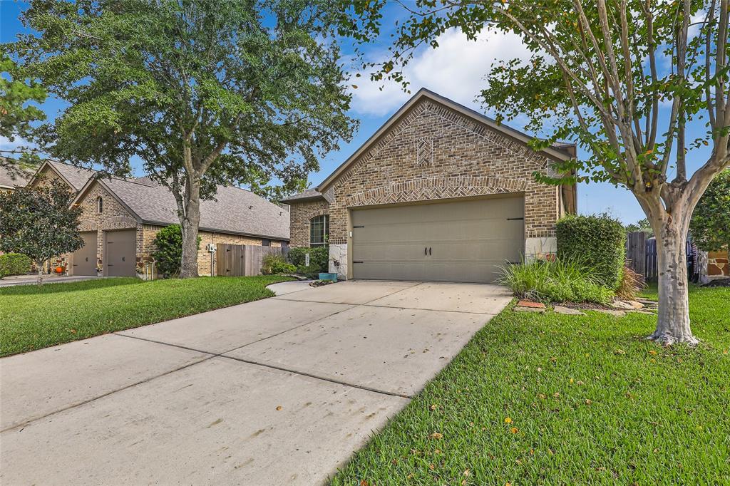 17034 Tallgrass Prairie Lane, Humble, Texas image 2