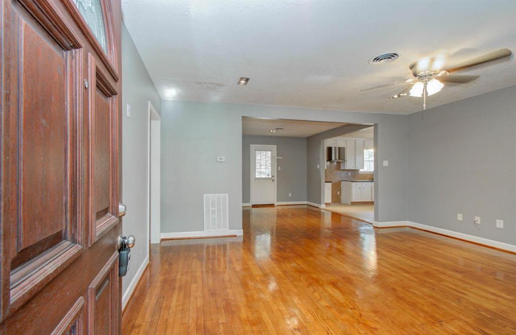 1921 Ojeman Road, Houston, Texas image 5
