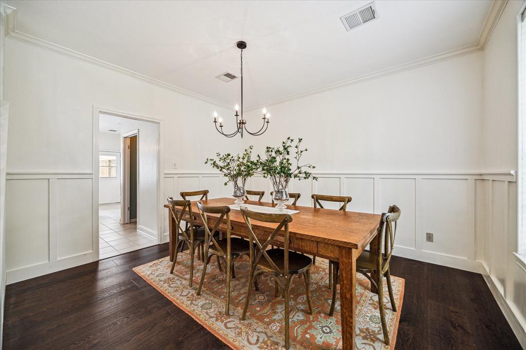 1318 N Gabriel River Circle, Sugar Land, Texas image 6