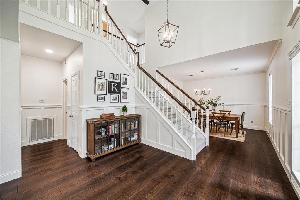 1318 N Gabriel River Circle, Sugar Land, Texas image 3