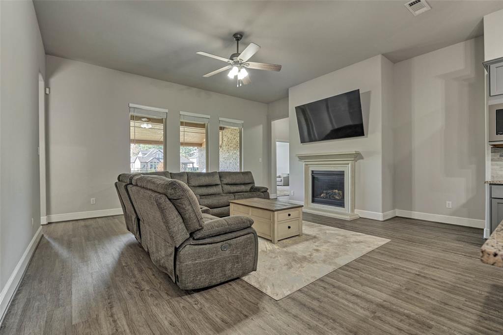 10660 Red Tail Place, Conroe, Texas image 17
