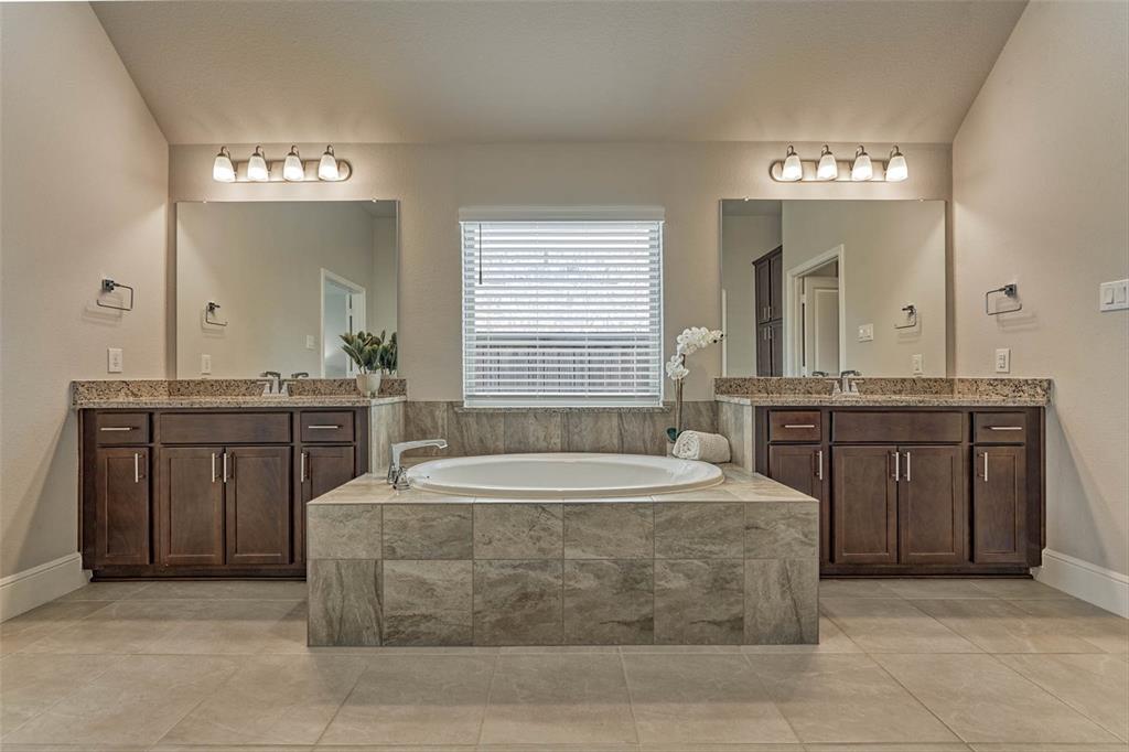 10660 Red Tail Place, Conroe, Texas image 22