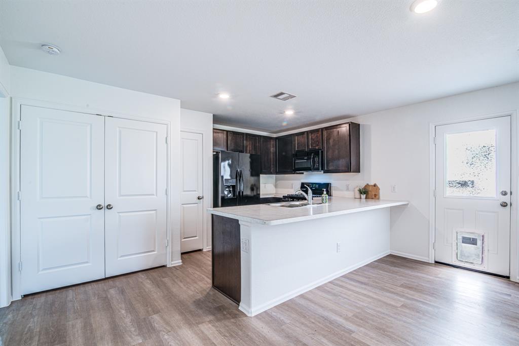 116 Austin Road, Angleton, Texas image 11