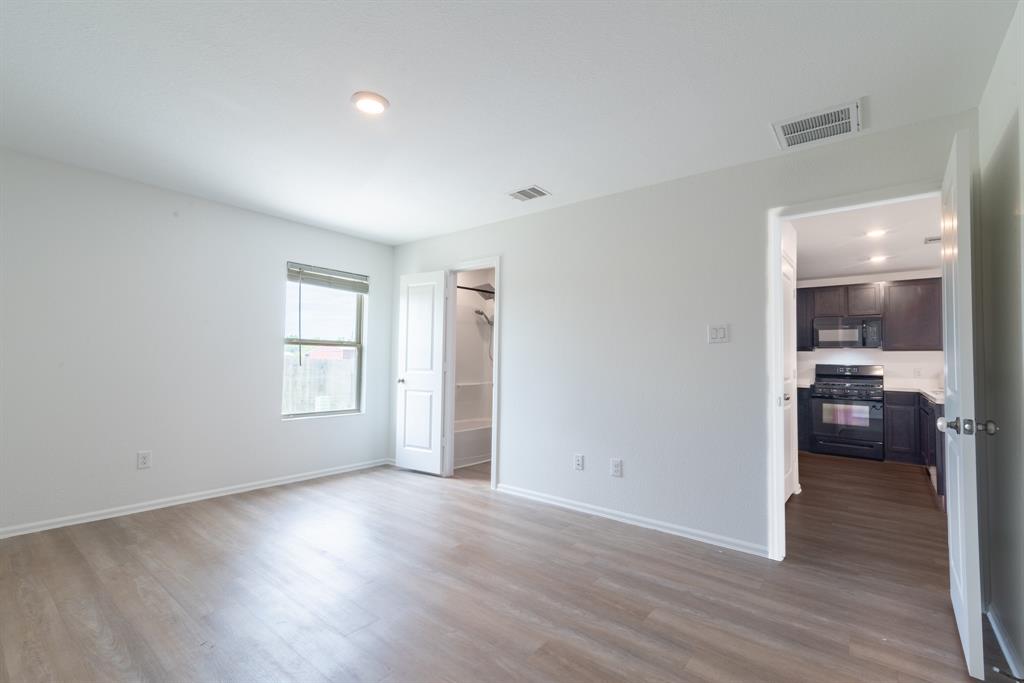 116 Austin Road, Angleton, Texas image 19