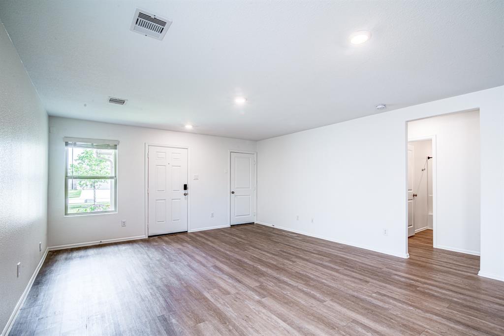 116 Austin Road, Angleton, Texas image 14