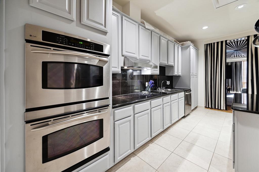 2931 Tidewater Drive, Houston, Texas image 6