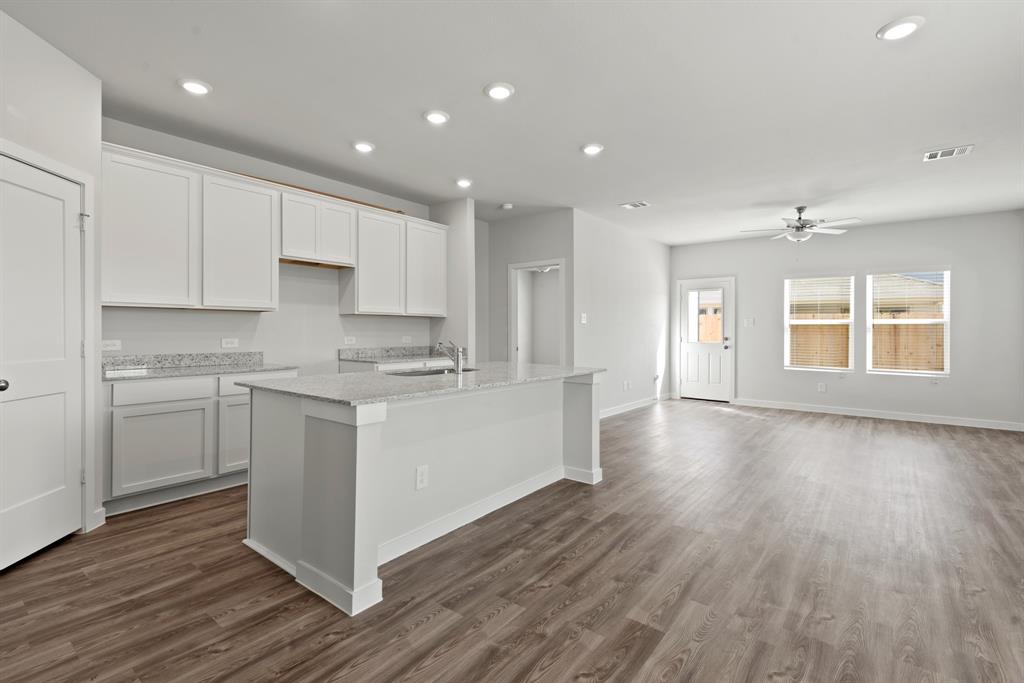 3919 Accolade Crossing Xing, Brookshire, Texas image 3