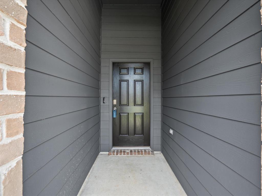 2231 Silver Dove Lane