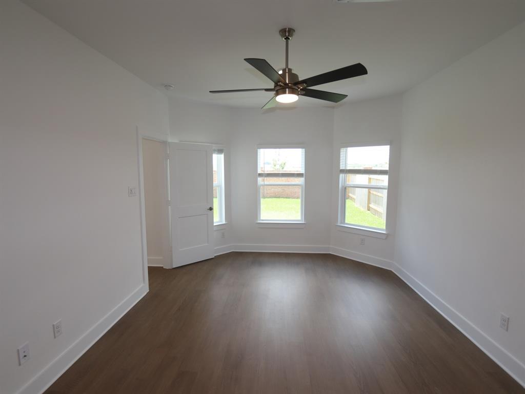 3501 Moraine Lake Drive, Santa Fe, Texas image 11