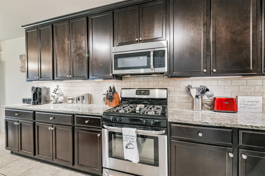 2830 Specklebelly Drive, Baytown, Texas image 17