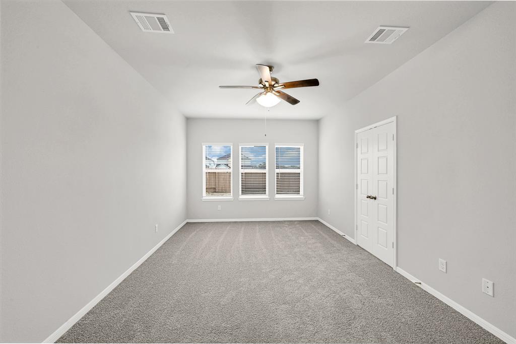 2134 Sanders Brook Drive, Baytown, Texas image 10