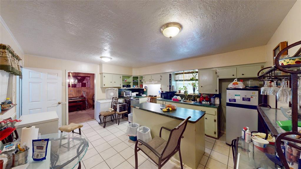6130 Hartwick Road, Houston, Texas image 4