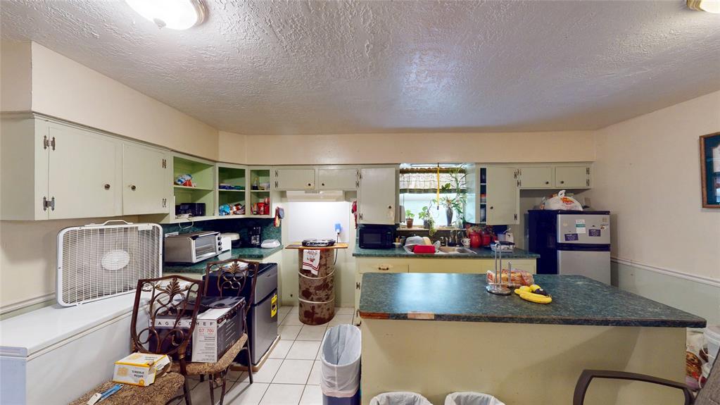 6130 Hartwick Road, Houston, Texas image 3