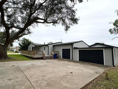 A home in Hitchcock