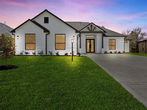 315 Bentwood Court Montgomery TX 77356