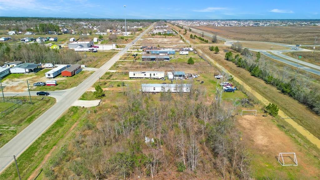 460 County Road 3570, Cleveland, Texas image 3