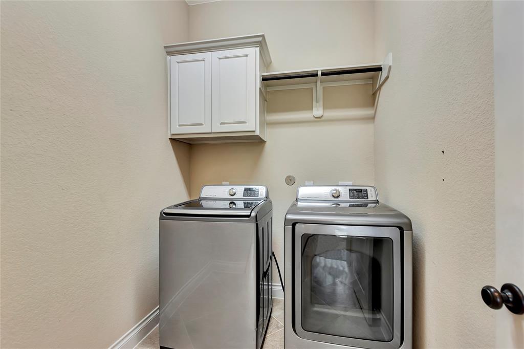 Katy, Texas 77493, United States, 4 Bedrooms Bedrooms, ,3 BathroomsBathrooms,Residential,Pending,32507