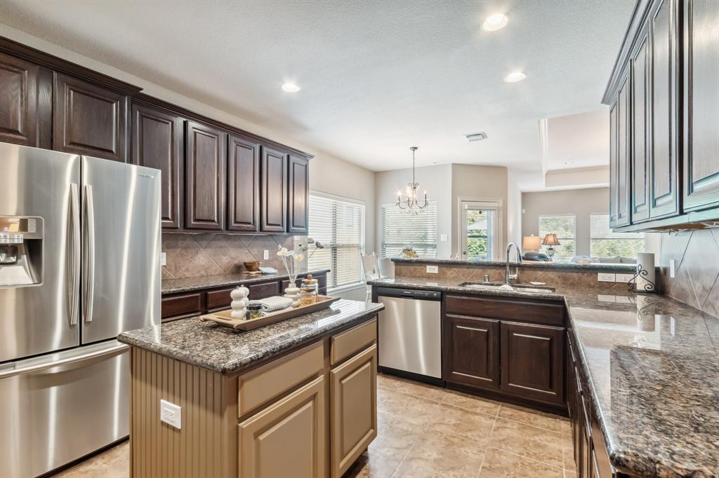 1792 Canyon Lake Creek Drive, Conroe, Texas image 14