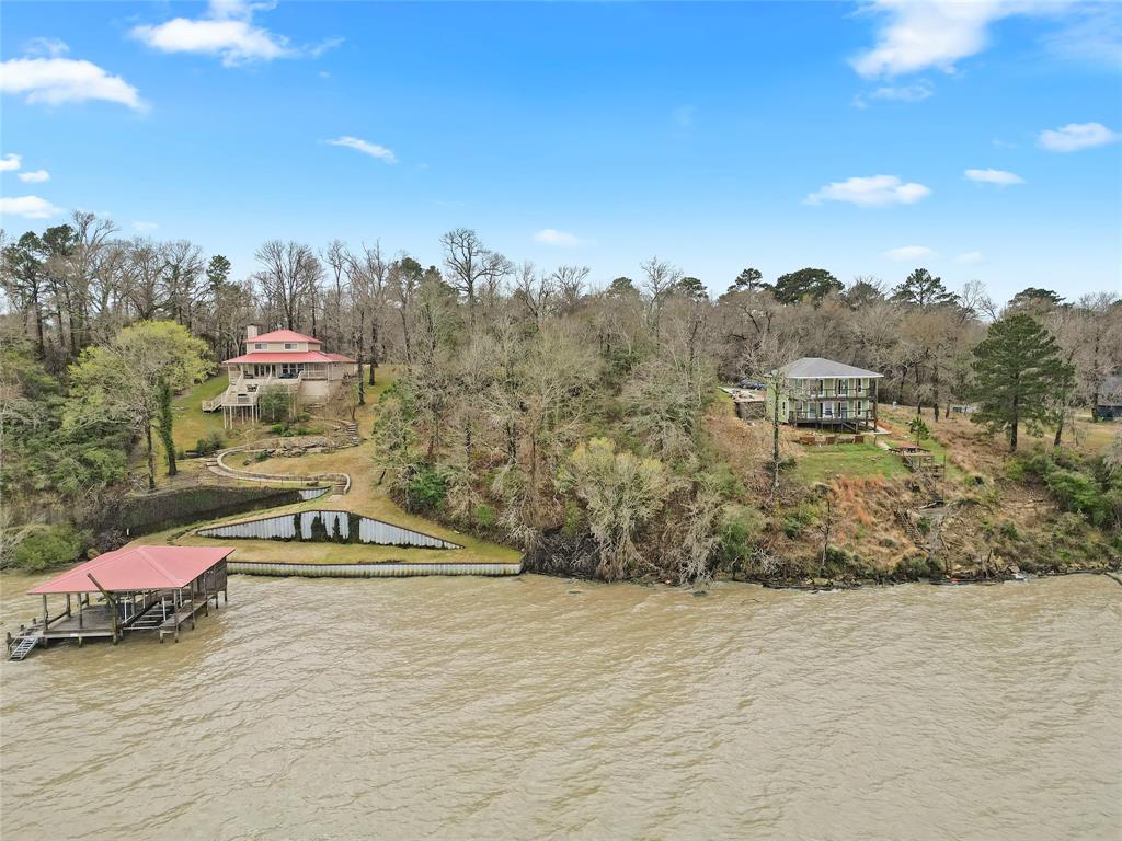 20327 Belair Drive, Huntsville, Texas image 3