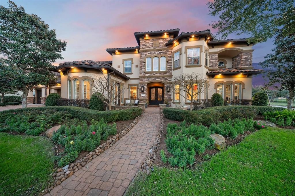 5006 Water View Bend
