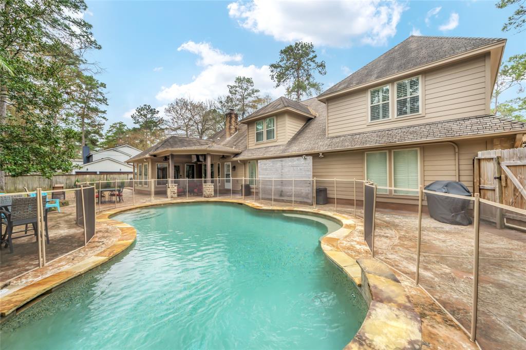 2806 Woods Estates Drive, Kingwood, Texas image 35