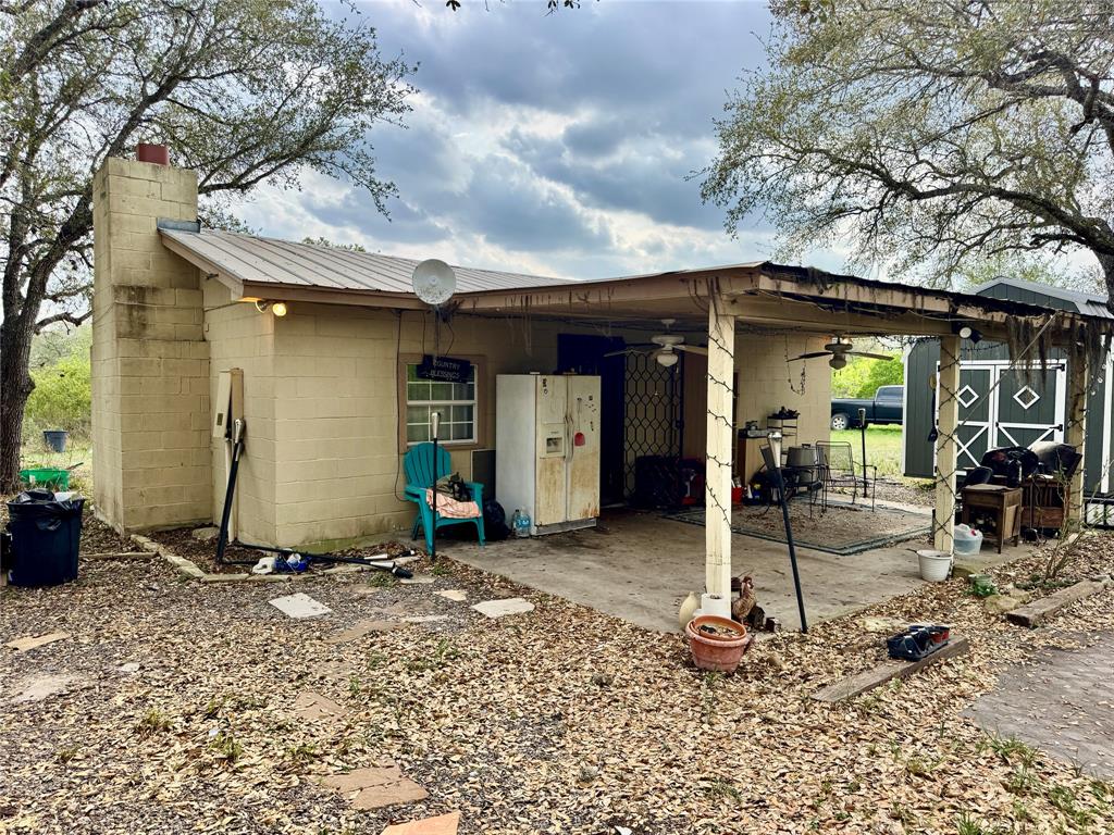 4025 Oil Field Road, Goliad, Texas image 19
