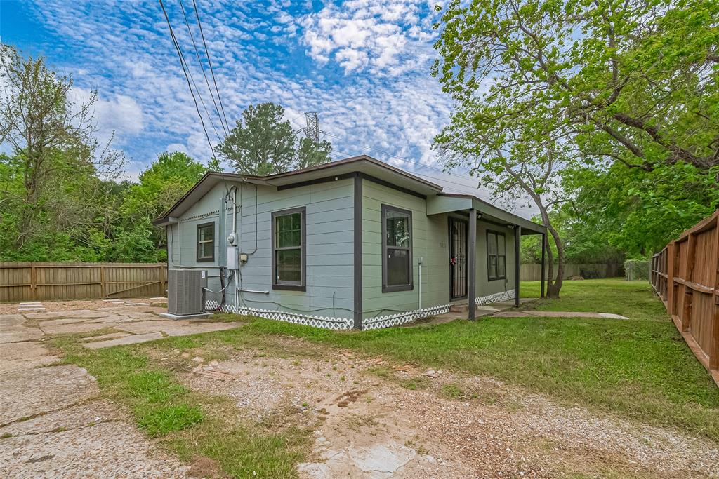 1311 Pershing Street, Baytown, Texas image 3
