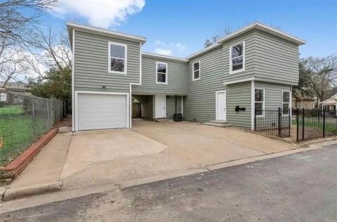 Photo of 100 Kurtz Street, Brenham, TX 77833 (MLS # 82889802) Photo of 100 Kurtz Street, Brenham, TX 77833 (MLS # 82889802)