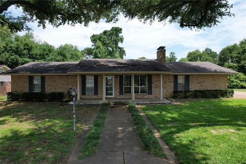 A home in Crockett