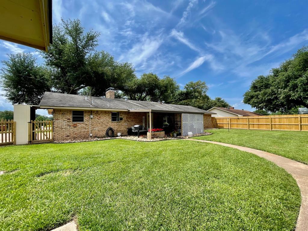 348 Horseshoe Drive, Crockett, Texas image 22