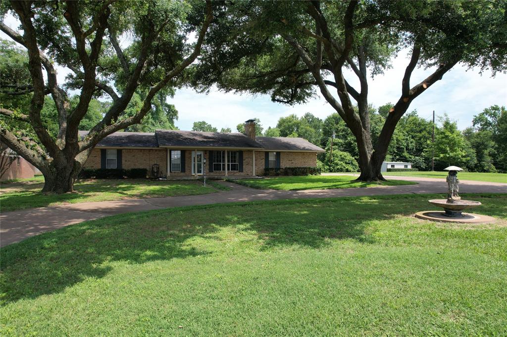 348 Horseshoe Drive, Crockett, Texas image 3