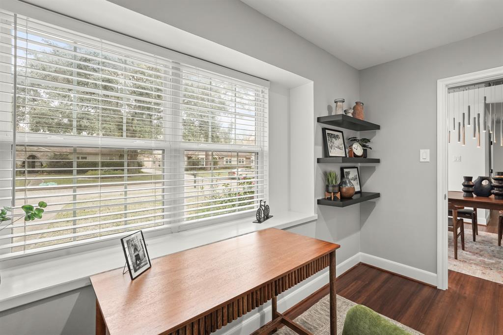 9815 Knoboak Drive, Houston, Texas image 17