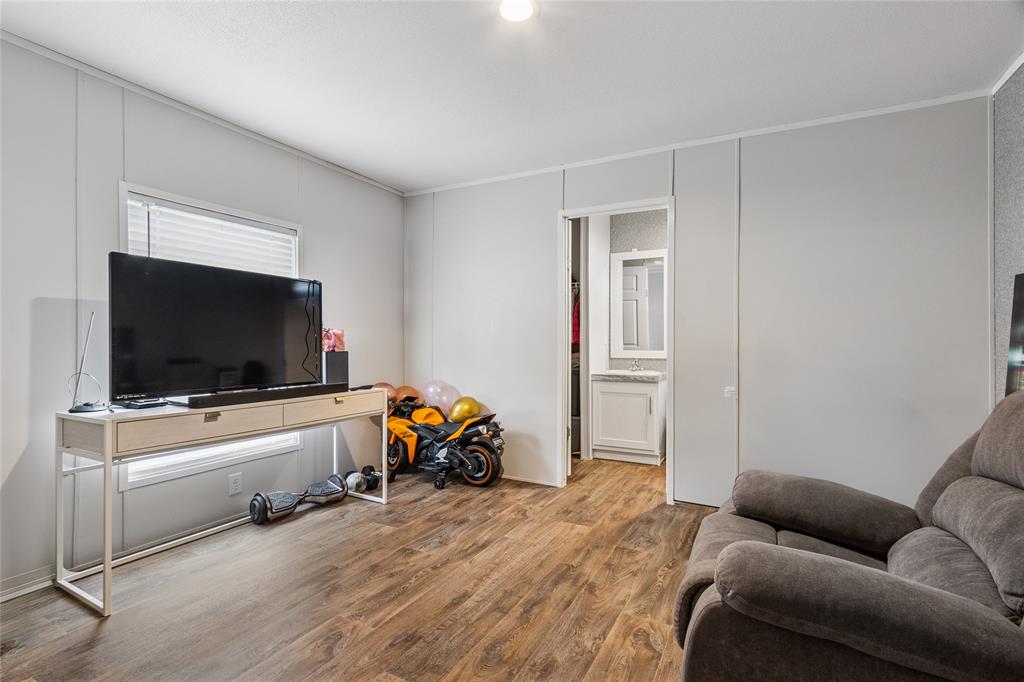 320 Road 5821