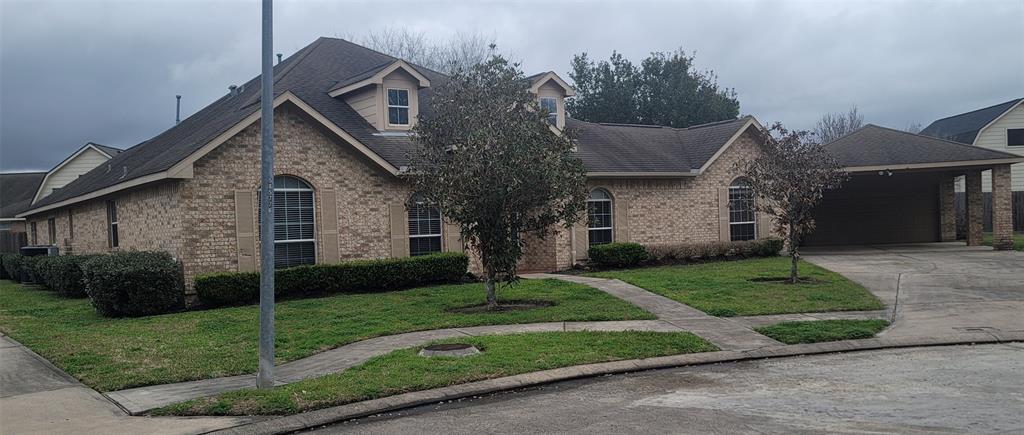 3501 Carson Court, Pearland, Texas image 3