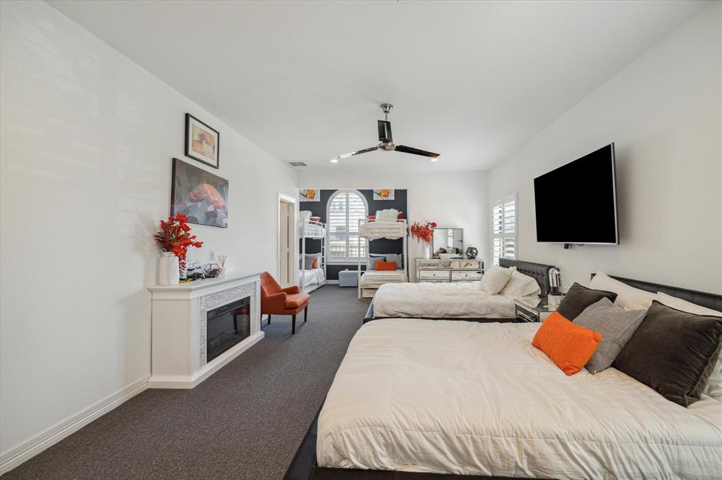 70 Sunset Park Lane, Sugar Land, Texas image 29