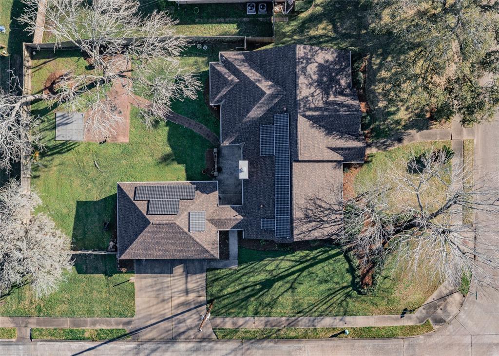 49 Greenvale Court, Lake Jackson, Texas image 18