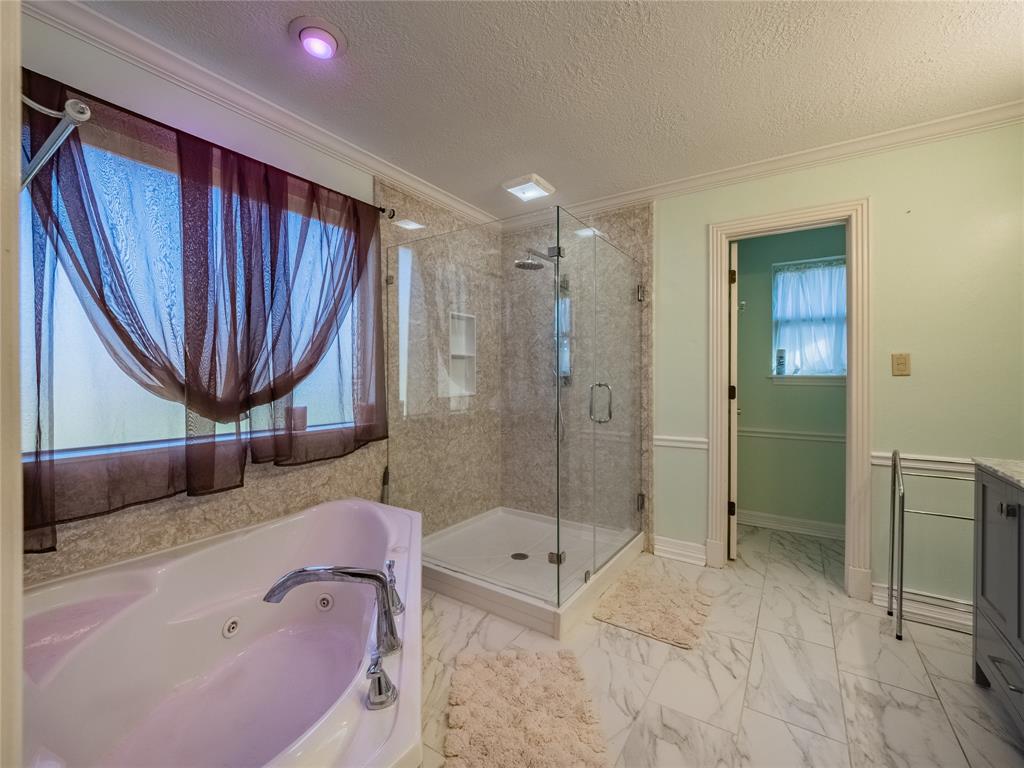 49 Greenvale Court, Lake Jackson, Texas image 36