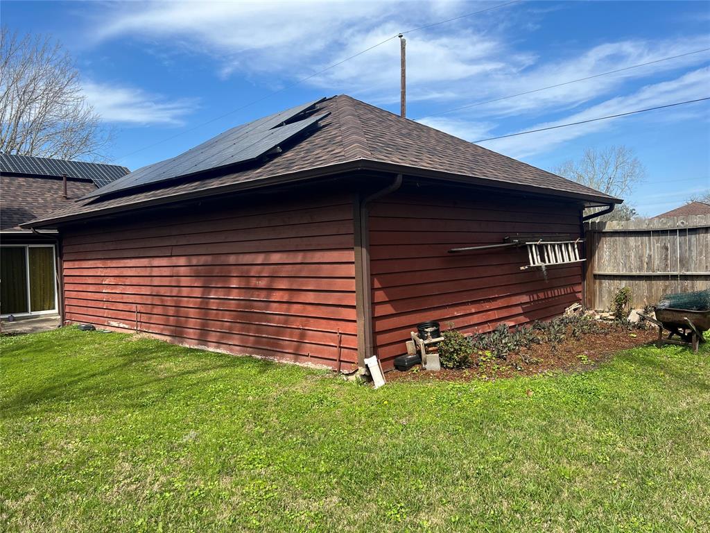 49 Greenvale Court, Lake Jackson, Texas image 13
