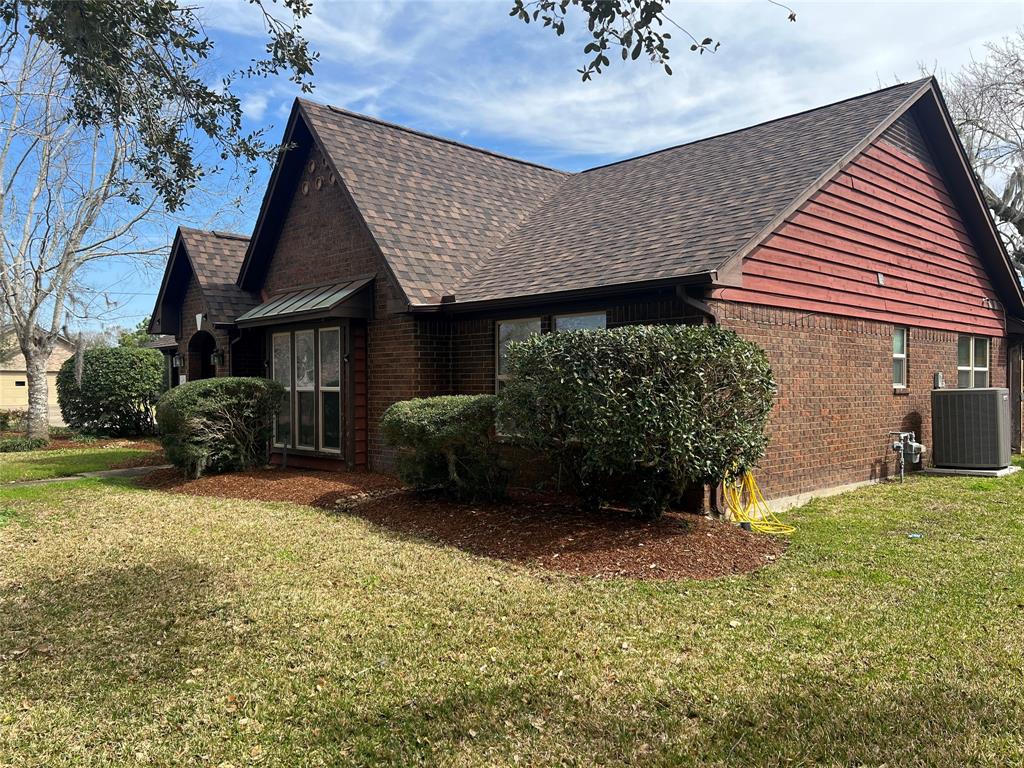 49 Greenvale Court, Lake Jackson, Texas image 10