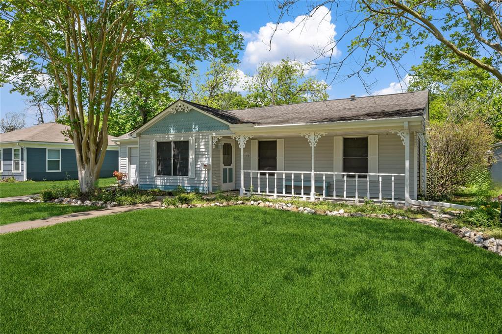 100 W Francis Street, Baytown, Texas image 3