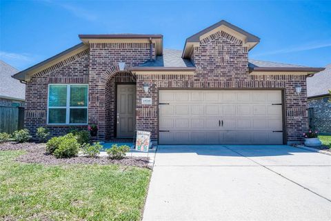 Single Family Residence in Cypress TX 15719 Marberry Drive.jpg