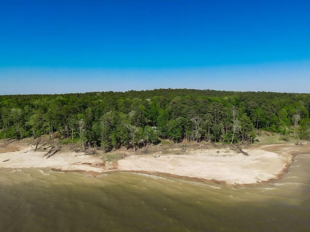 399 Pr 8532, Broaddus, Texas image 6