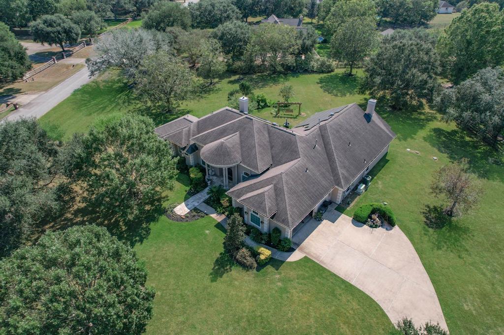 4403 Winding River Drive, Richmond, Texas image 37