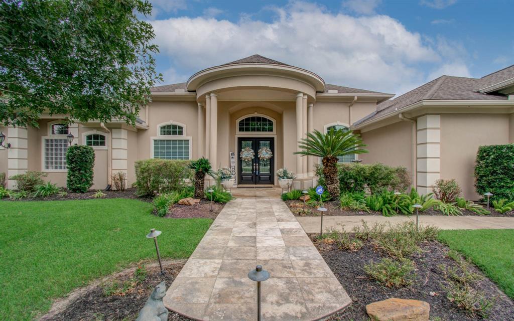 4403 Winding River Drive, Richmond, Texas image 3