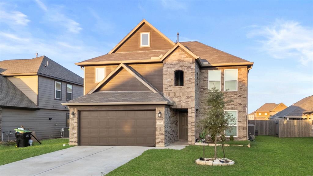 2907 Silverhorn Lane, Rosenberg, Texas image 2